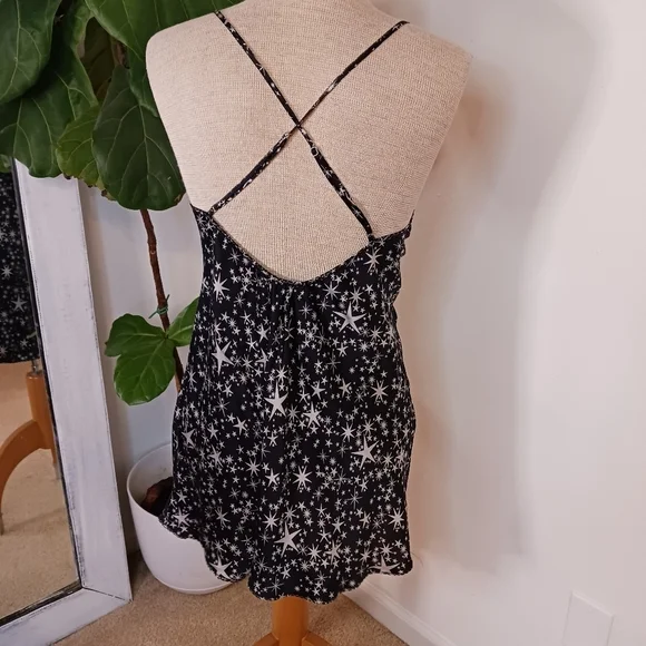 Victoria's Secret Silk Slip Size Small Black Adjustable Straps - Picture 5 of 8